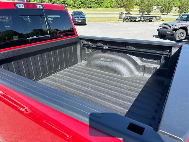 2026 Ram 1500 Express Crew Cab 4x4 5'7" Box