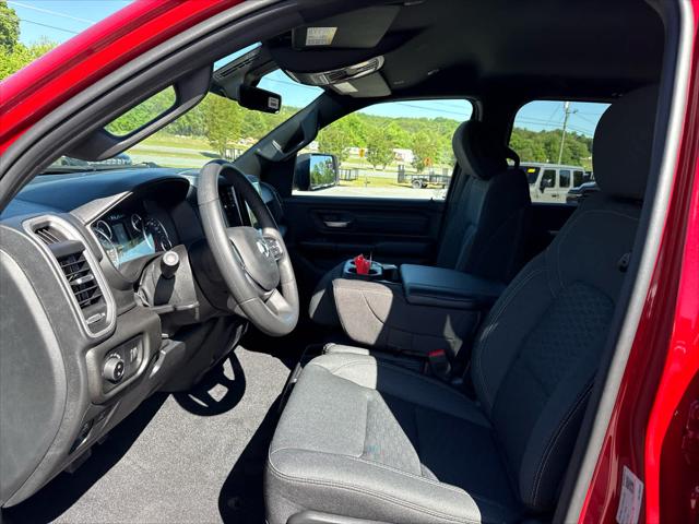 2026 Ram 1500 Express Crew Cab 4x4 5'7" Box