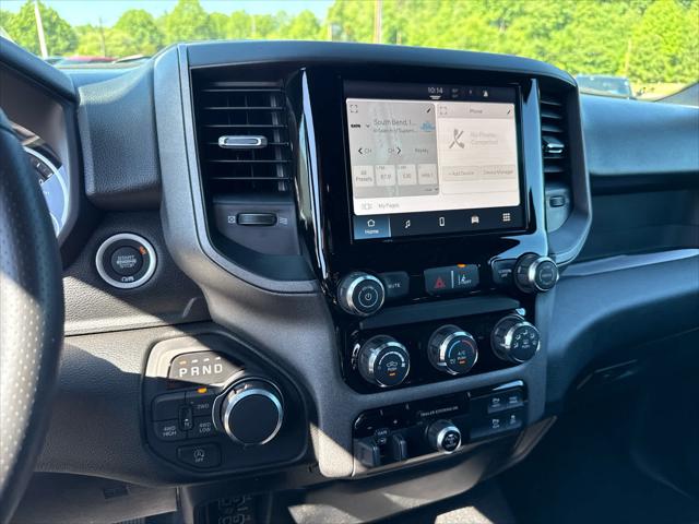 2026 Ram 1500 Express Crew Cab 4x4 5'7" Box