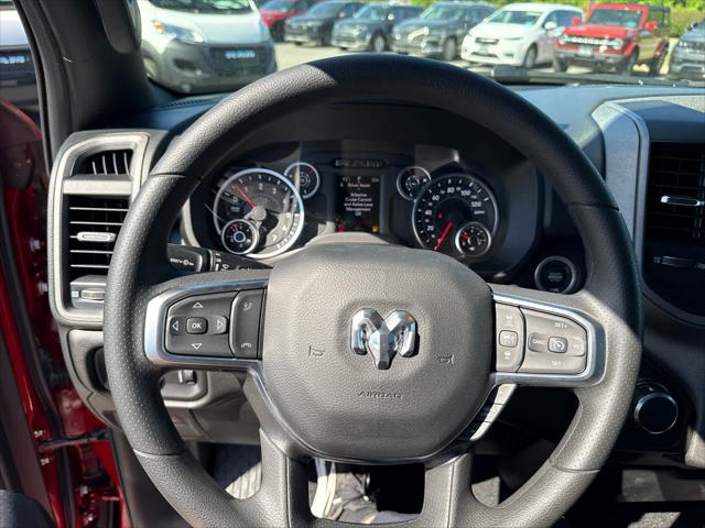 2026 Ram 1500 Express Crew Cab 4x4 5'7" Box