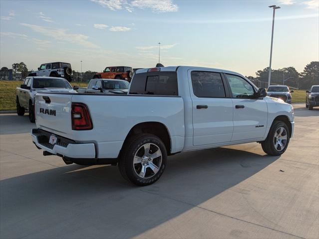 2026 Ram 1500 Express Crew Cab 4x2 57 Box