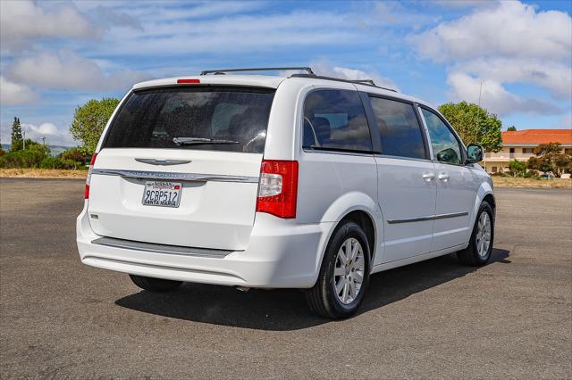 2015 Chrysler Town & Country Touring