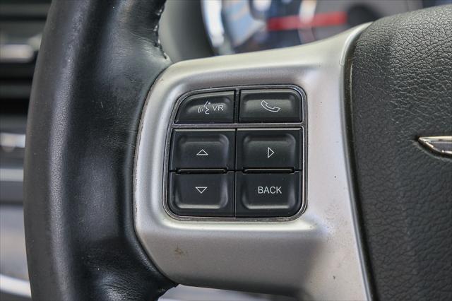 2015 Chrysler Town & Country Touring