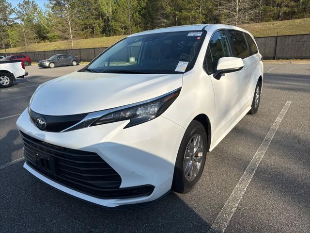 2024 Toyota Sienna LE for sale in Warrenville, SC