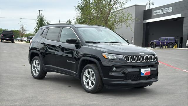 2026 Jeep Compass COMPASS LATITUDE 4X4