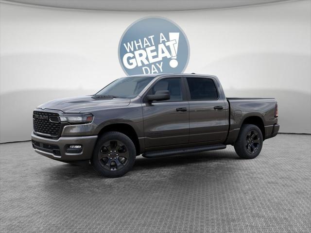 2026 RAM Ram 1500 RAM 1500 EXPRESS CREW CAB 4X4 57 BOX