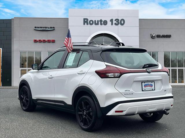 2023 Nissan Kicks SR Xtronic CVT