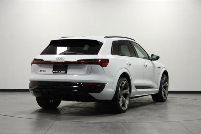 2024 Audi e-tron Prestige quattro
