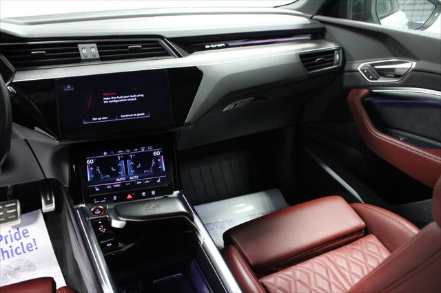 2024 Audi e-tron Prestige quattro