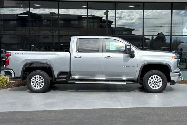 2025 Chevrolet Silverado 2500HD 4WD Crew Cab Standard Bed LT