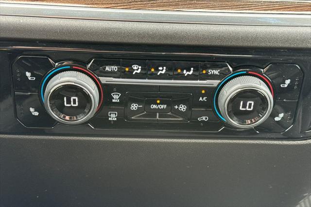 2025 Chevrolet Silverado 2500HD 4WD Crew Cab Standard Bed LT