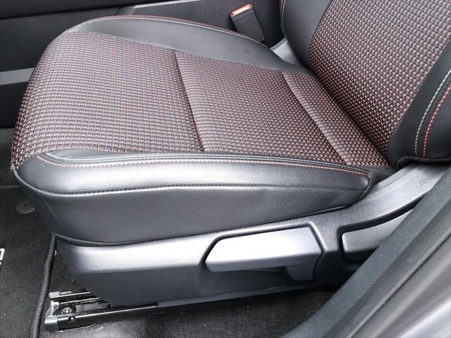 2025 Nissan Kicks SR Intelligent AWD