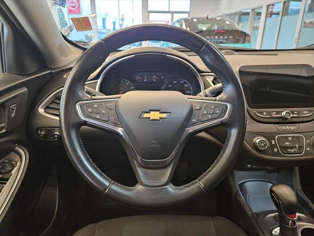 2022 Chevrolet Malibu FWD RS