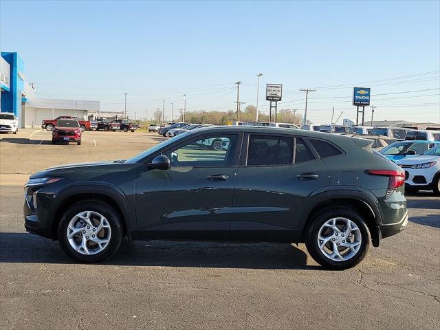 2025 Chevrolet Trax FWD LS