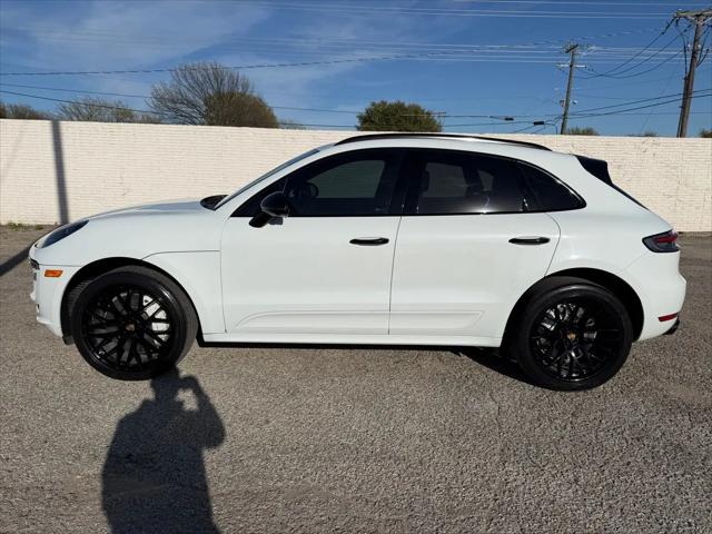 2021 Porsche Macan Turbo