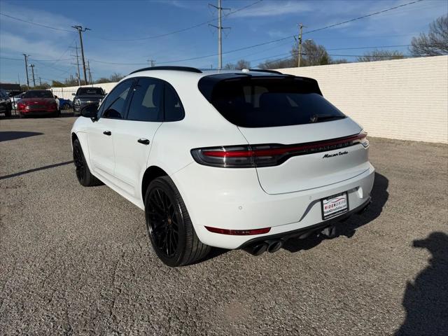 2021 Porsche Macan Turbo