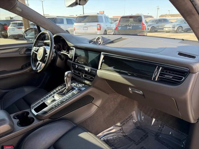 2021 Porsche Macan Turbo