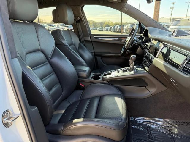 2021 Porsche Macan Turbo