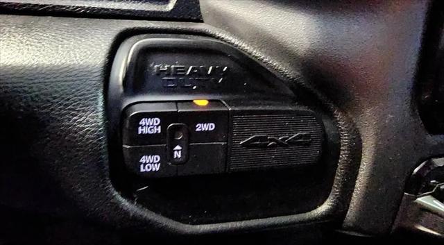 2020 Ram 3500 Big Horn Crew Cab 4x4 8' Box