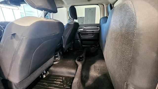 2020 Ram 3500 Big Horn Crew Cab 4x4 8' Box
