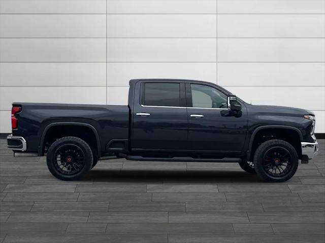 2024 Chevrolet Silverado 3500HD 4WD Crew Cab Standard Bed LTZ