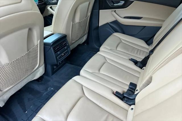 2022 Audi Q7 Premium 45 TFSI quattro Tiptronic