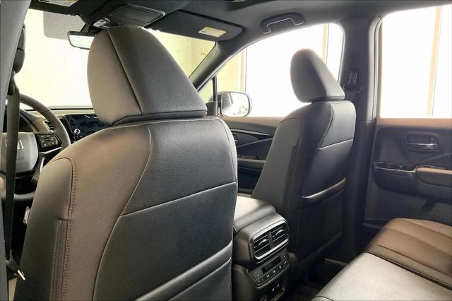 2026 Honda Ridgeline Black Edition Two-Tone