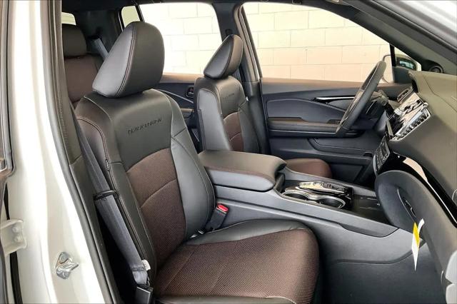 2026 Honda Ridgeline Black Edition Two-Tone