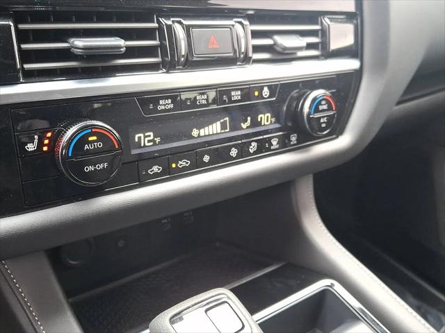 2025 Nissan Pathfinder SL 4WD