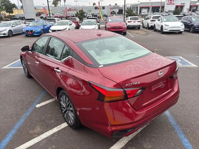 2025 Nissan Altima SV FWD