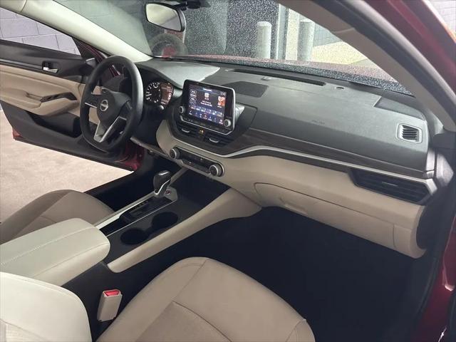 2025 Nissan Altima SV FWD