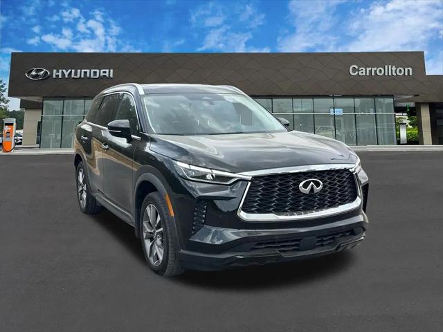 2023 INFINITI QX60 LUXE