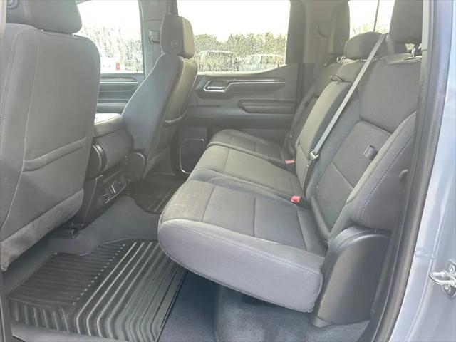 2024 GMC Sierra 1500 4WD Crew Cab Short Box Elevation with 3VL
