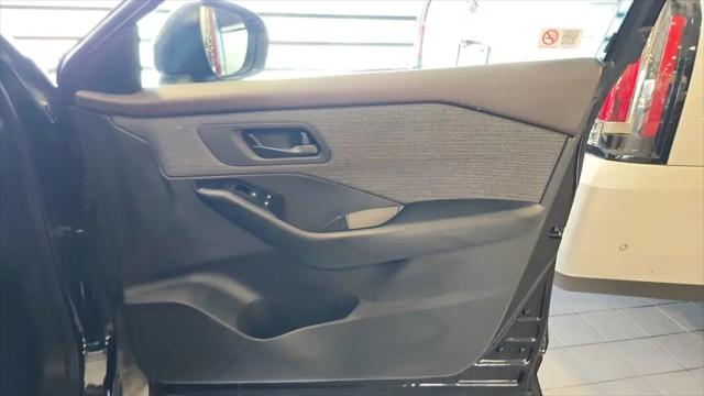 2023 Nissan Rogue S FWD