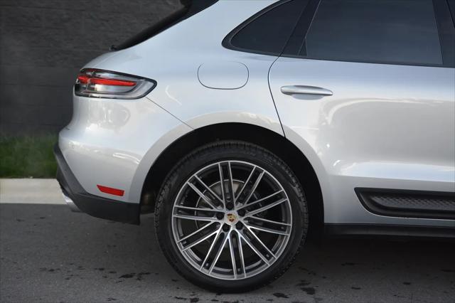 2026 Porsche Macan Macan