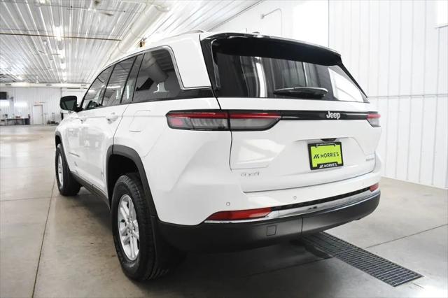 2024 Jeep Grand Cherokee Laredo 4x4