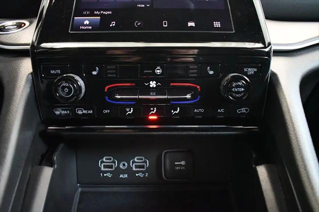 2024 Jeep Grand Cherokee Laredo 4x4