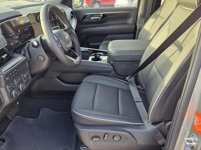 2026 Chevrolet Suburban Premier, 4WD