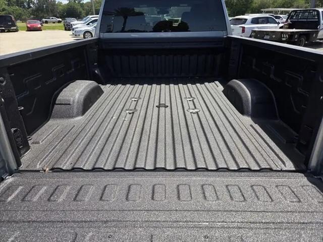 2026 GMC Sierra 2500HD Crew Cab, Standard Bed, Pro, 4WD