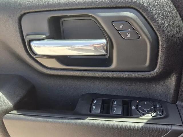 2026 GMC Sierra 2500HD Crew Cab, Standard Bed, Pro, 4WD