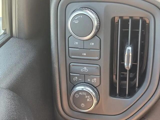 2026 GMC Sierra 2500HD Crew Cab, Standard Bed, Pro, 4WD