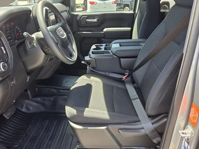 2026 GMC Sierra 2500HD Crew Cab, Standard Bed, Pro, 4WD