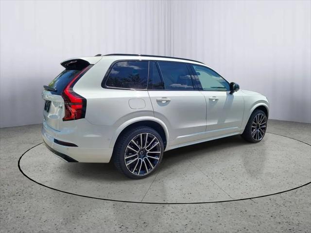2026 Volvo XC90 Ultra Dark Theme, B6 AWD Gas (mild hybrid), Gasoline, 7 Seats