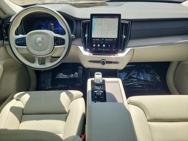 2026 Volvo XC90 Ultra Dark Theme, B6 AWD Gas (mild hybrid), Gasoline, 7 Seats