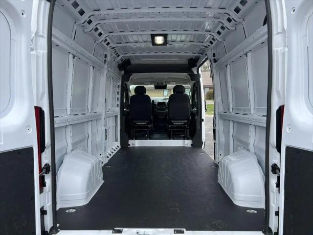 2026 Ram ProMaster 2500 Cargo Van Tradesman High Roof 159" WB w/Pass Seat