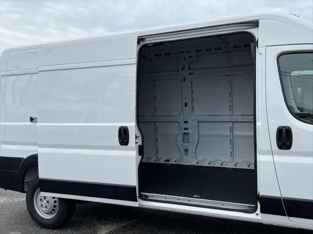 2026 Ram ProMaster 2500 Cargo Van Tradesman High Roof 159" WB w/Pass Seat