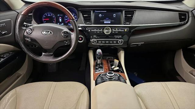 2015 Kia K900 Premium