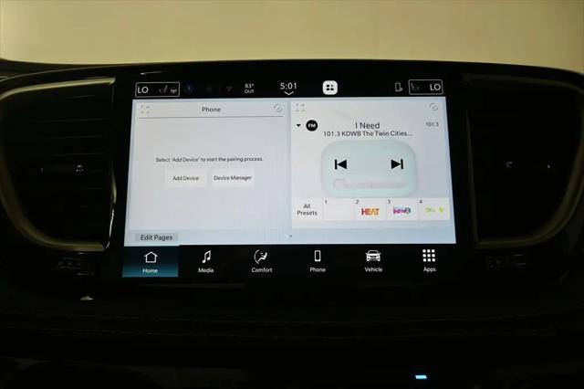2026 Chrysler Pacifica Select