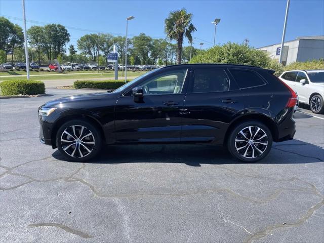 2023 Volvo XC60 B6 Ultimate Dark Theme