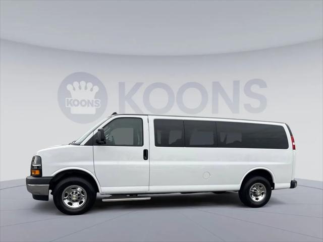 2024 Chevrolet Express Passenger RWD 3500 Extended Wheelbase LT